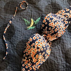 Bikini bathing suit top